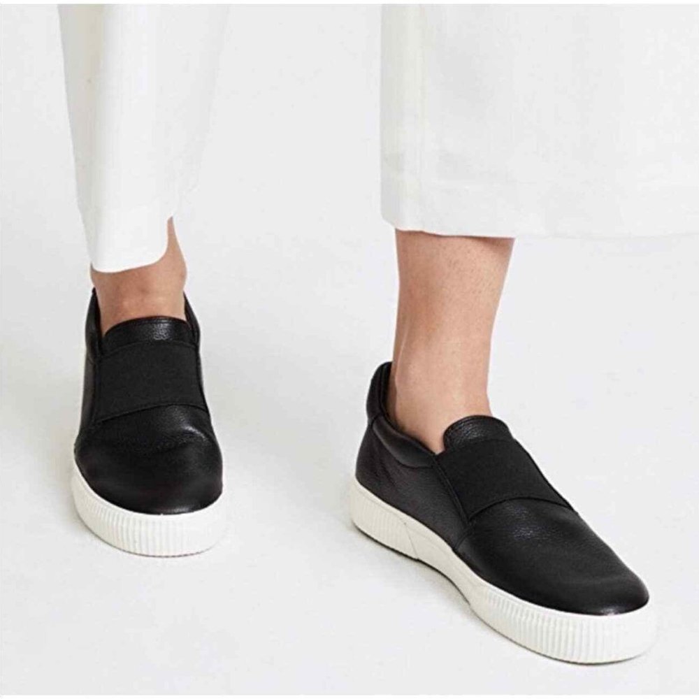 💙💖 Vince black leather Kirkland slip on sneakers